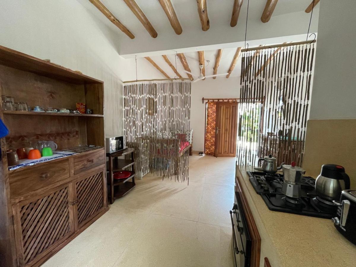 Paka House-Rafiki Village Ватаму Екстериор снимка