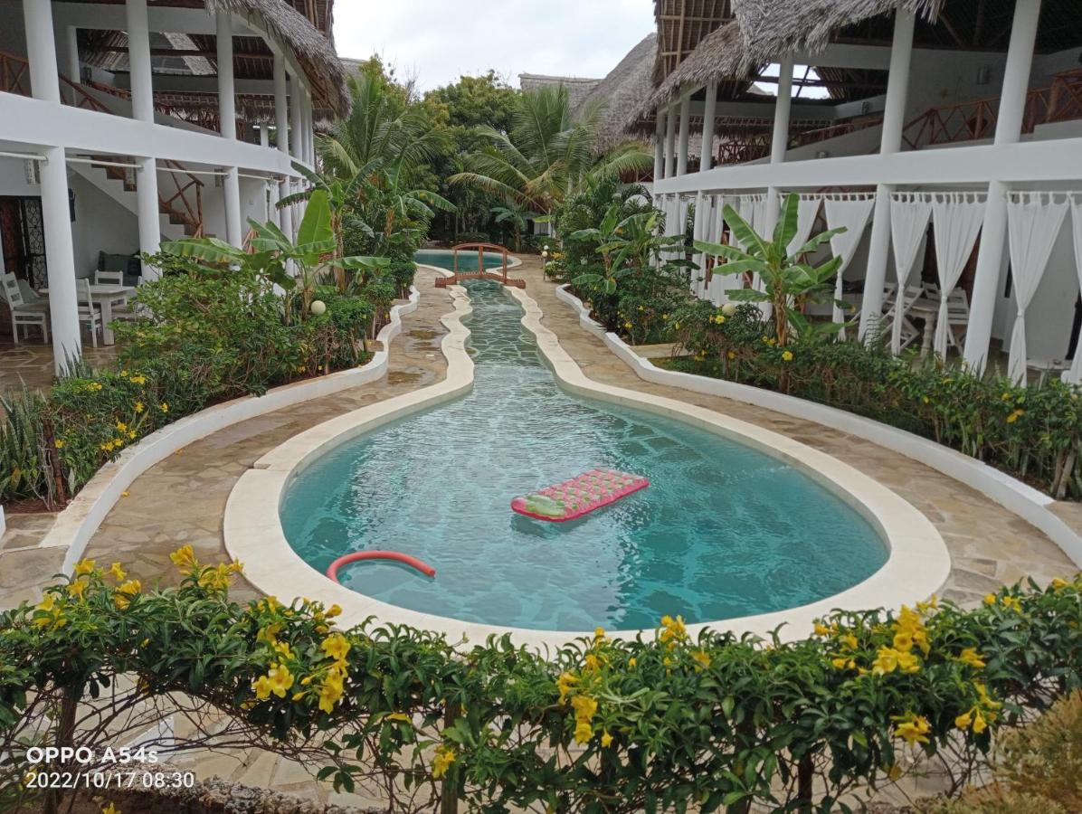 Paka House-Rafiki Village Ватаму Екстериор снимка