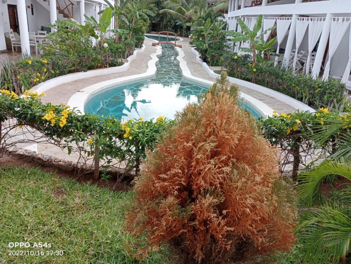 Paka House-Rafiki Village Ватаму Екстериор снимка