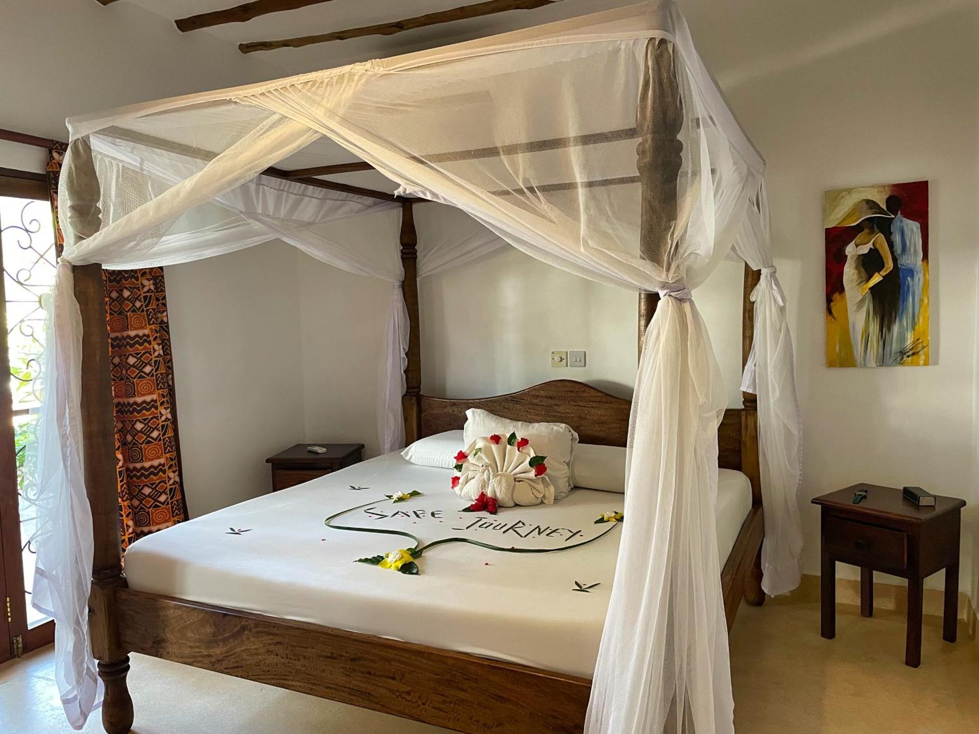 Paka House-Rafiki Village Ватаму Екстериор снимка